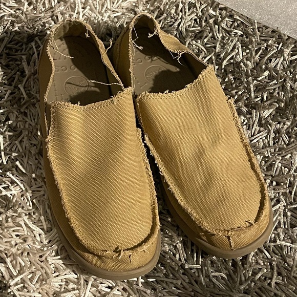 Crocs Santa Cruz Downtime Slip On Shoe Men's Size 13 Khaki NEW - Picture 3 of 7